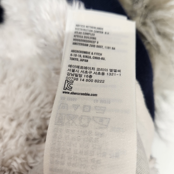 Y2K Hollister Faux Fur Hoodie Size Large - Picture 14 of 14